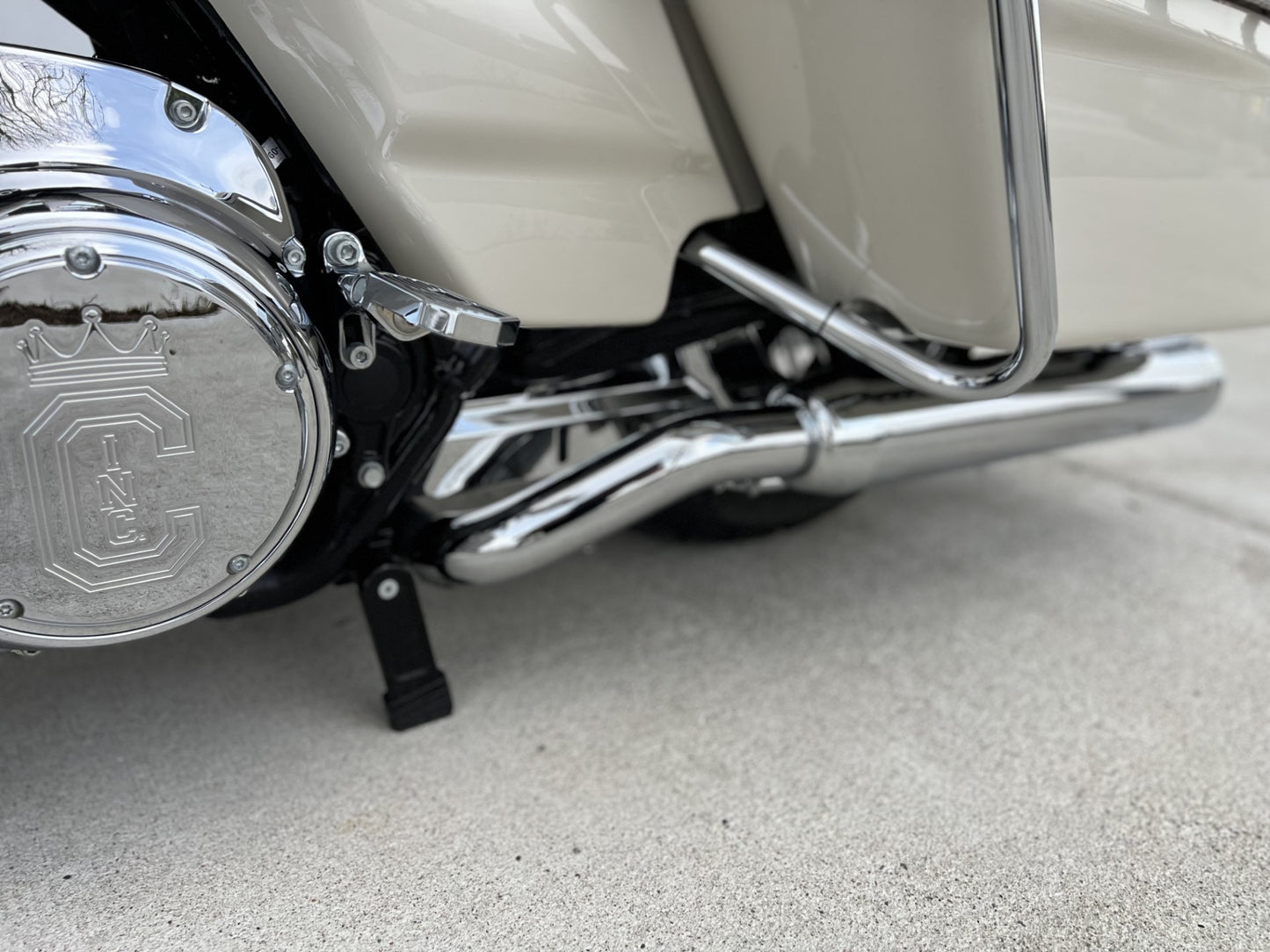 2022 Nash Custom Street Glide 23″