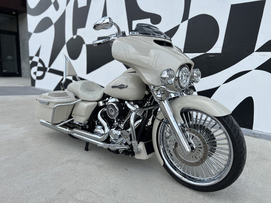 2022 Nash Custom Street Glide 23″