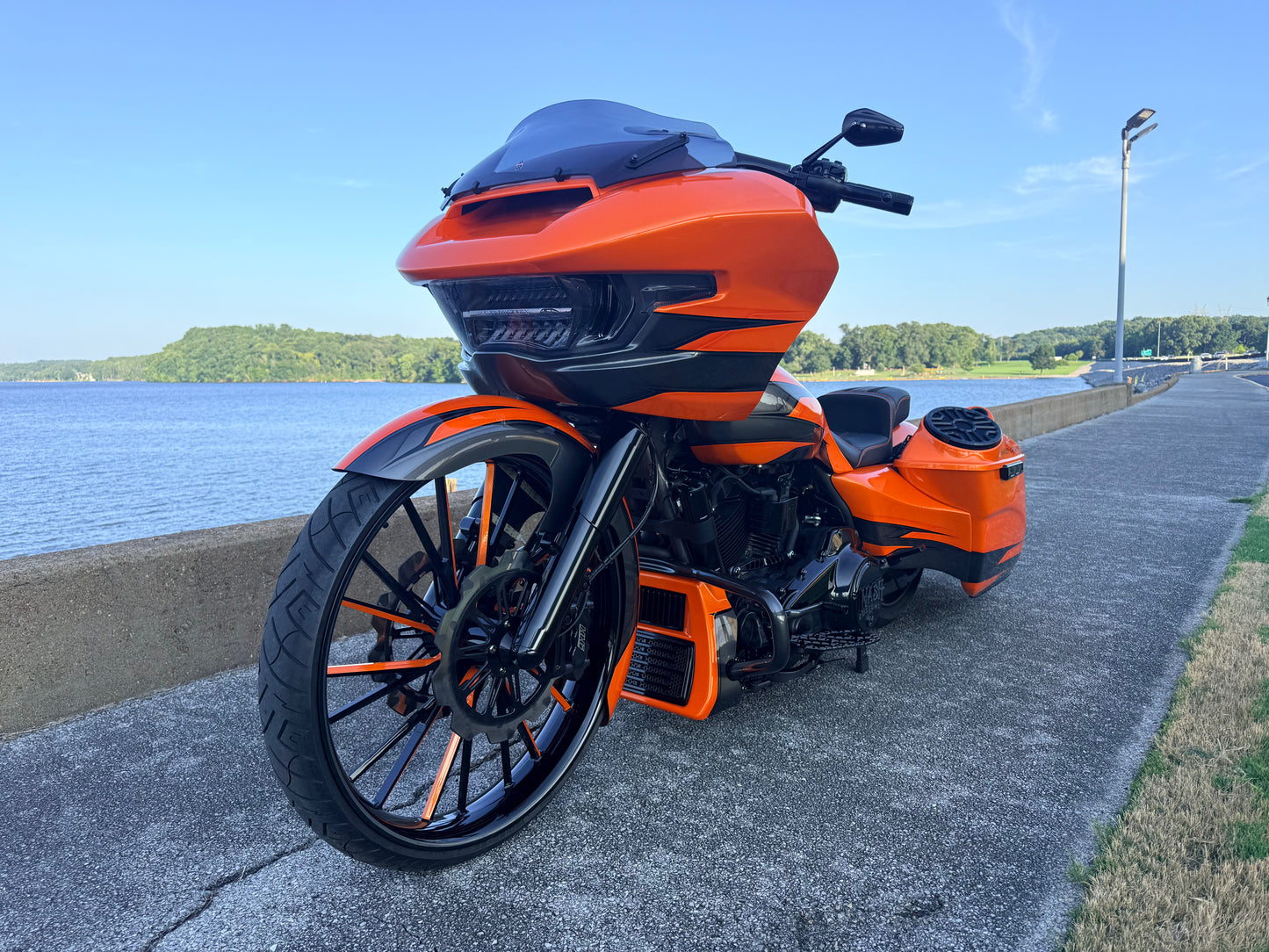 2024 Harley‑Davidson FLTRX 26” BIG WHEEL LUXURY BAGGER
