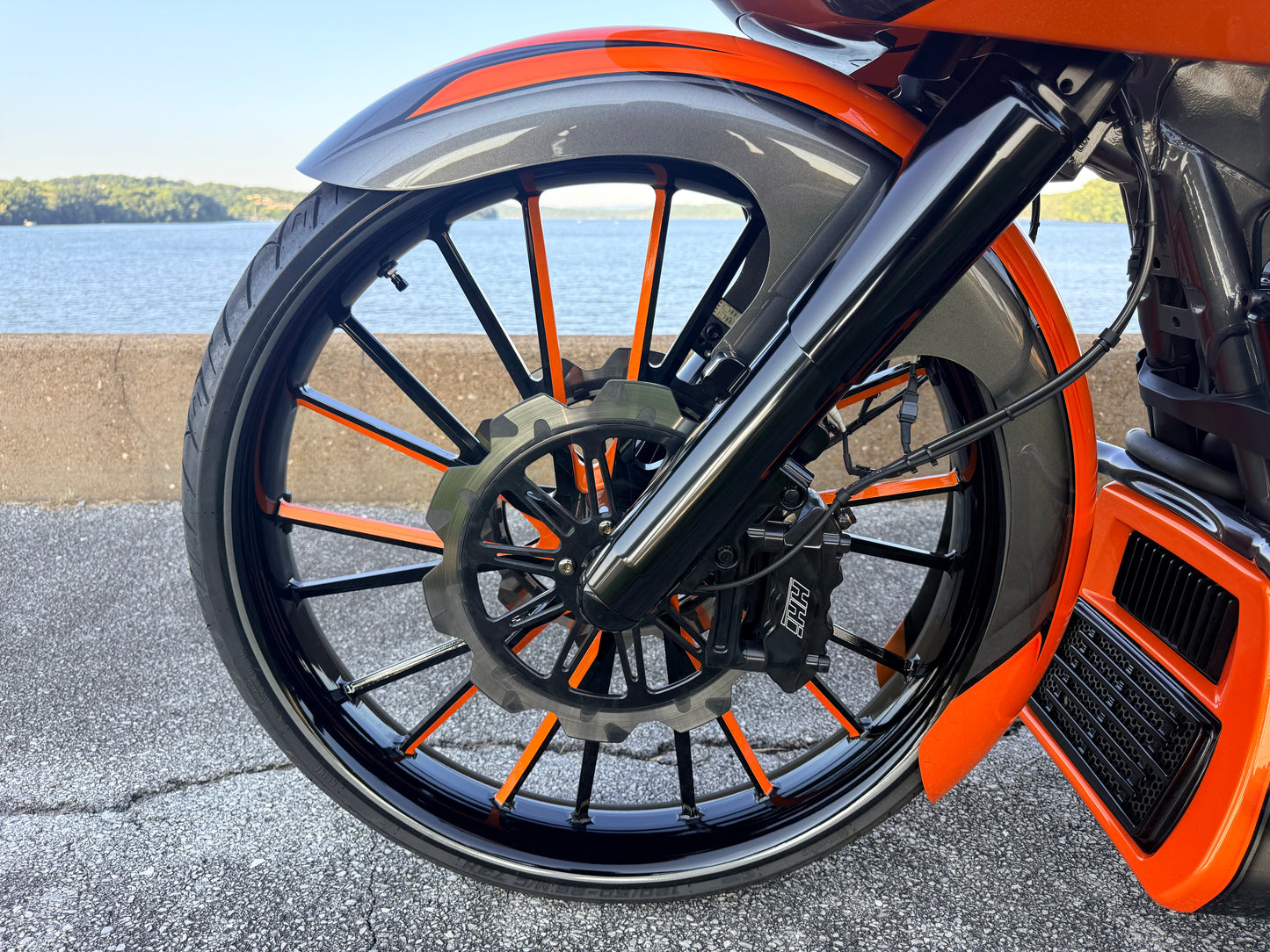 2024 Harley‑Davidson FLTRX 26” BIG WHEEL LUXURY BAGGER