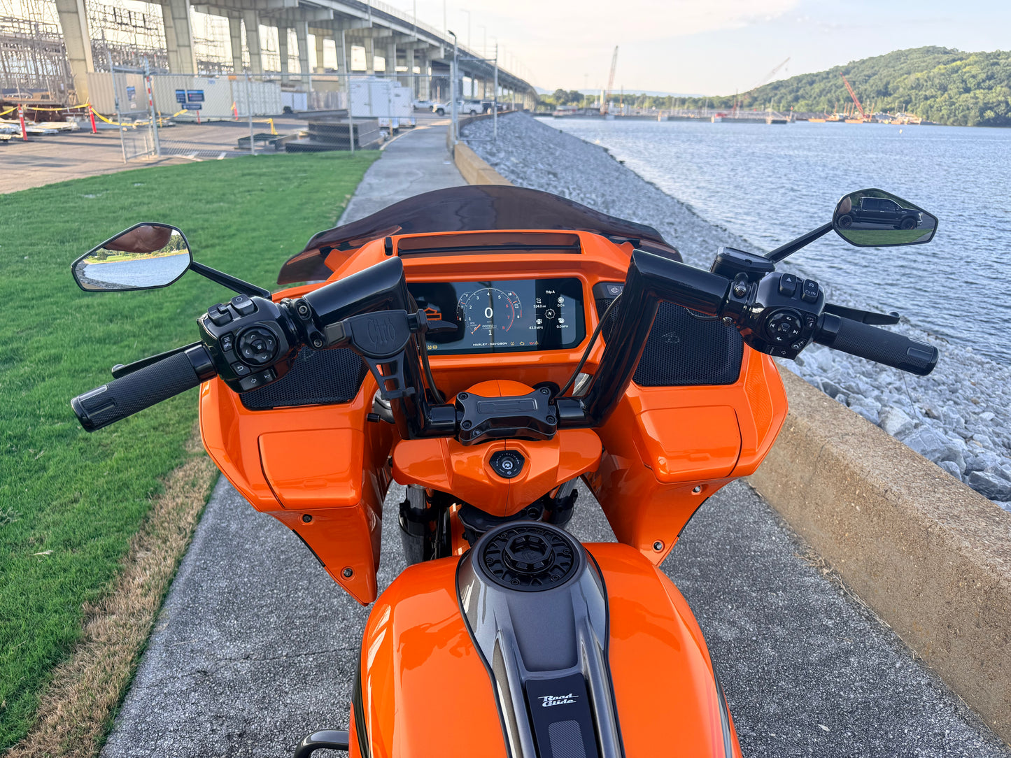 2024 Harley‑Davidson FLTRX 26” BIG WHEEL LUXURY BAGGER