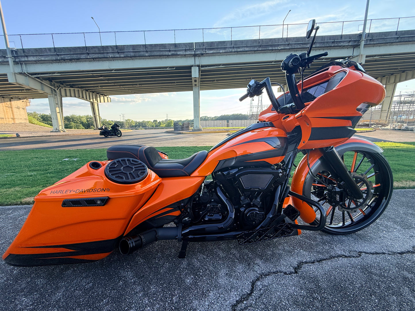 2024 Harley‑Davidson FLTRX 26” BIG WHEEL LUXURY BAGGER