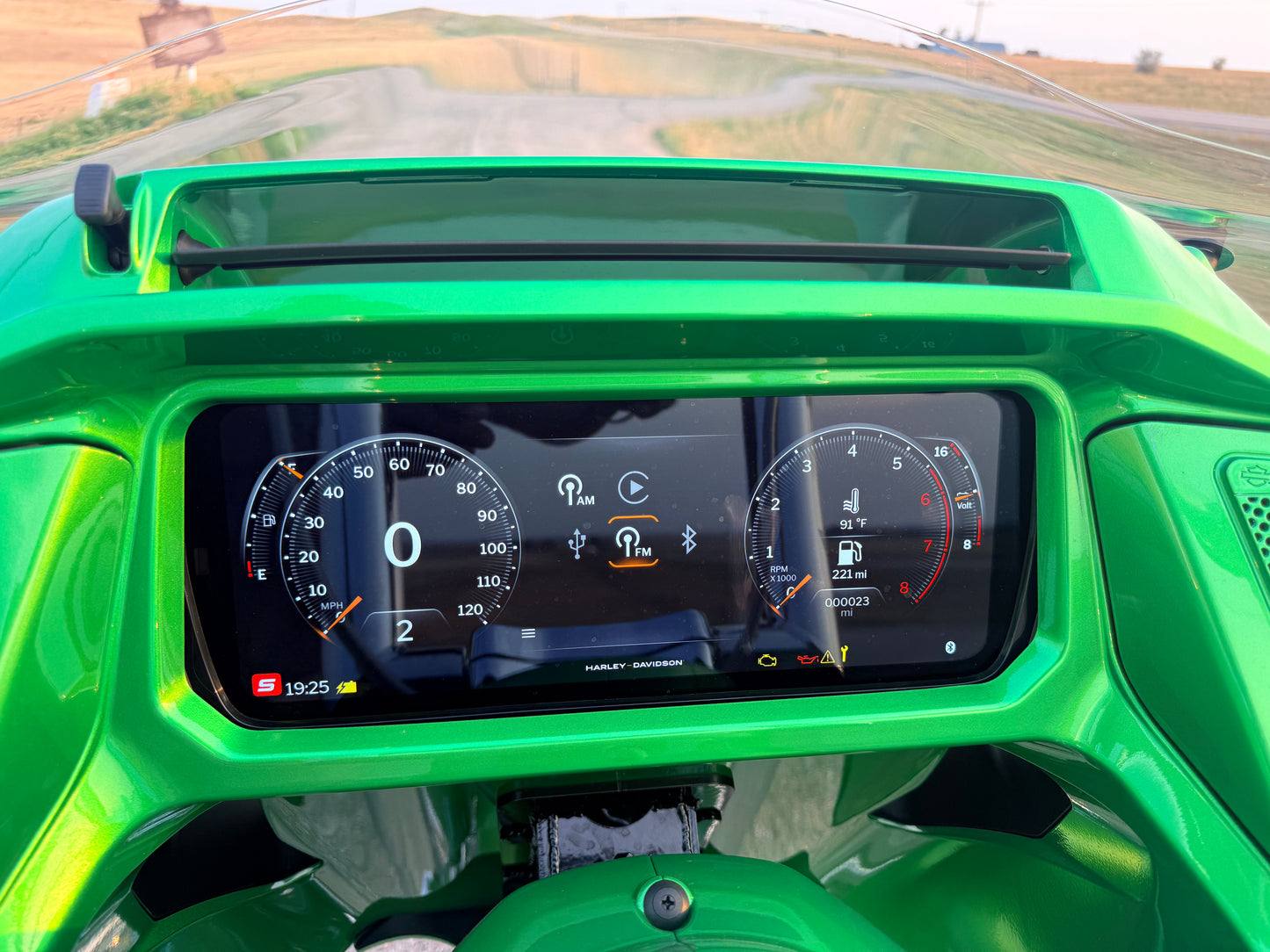 2024 Harley‑Davidson FLTRX “Candy Green 26” — Ultra‑Luxury Custom Road Glide