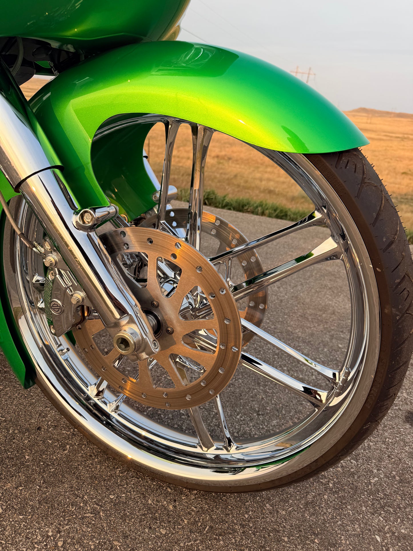 2024 Harley‑Davidson FLTRX “Candy Green 26” — Ultra‑Luxury Custom Road Glide