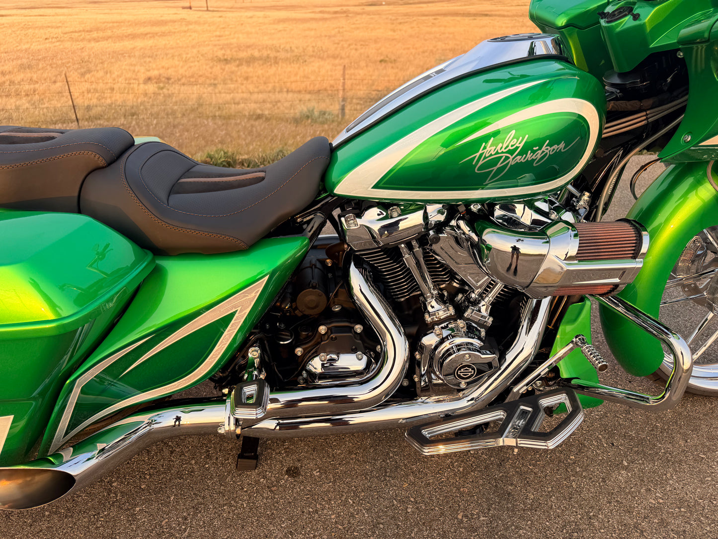 2024 Harley‑Davidson FLTRX “Candy Green 26” — Ultra‑Luxury Custom Road Glide