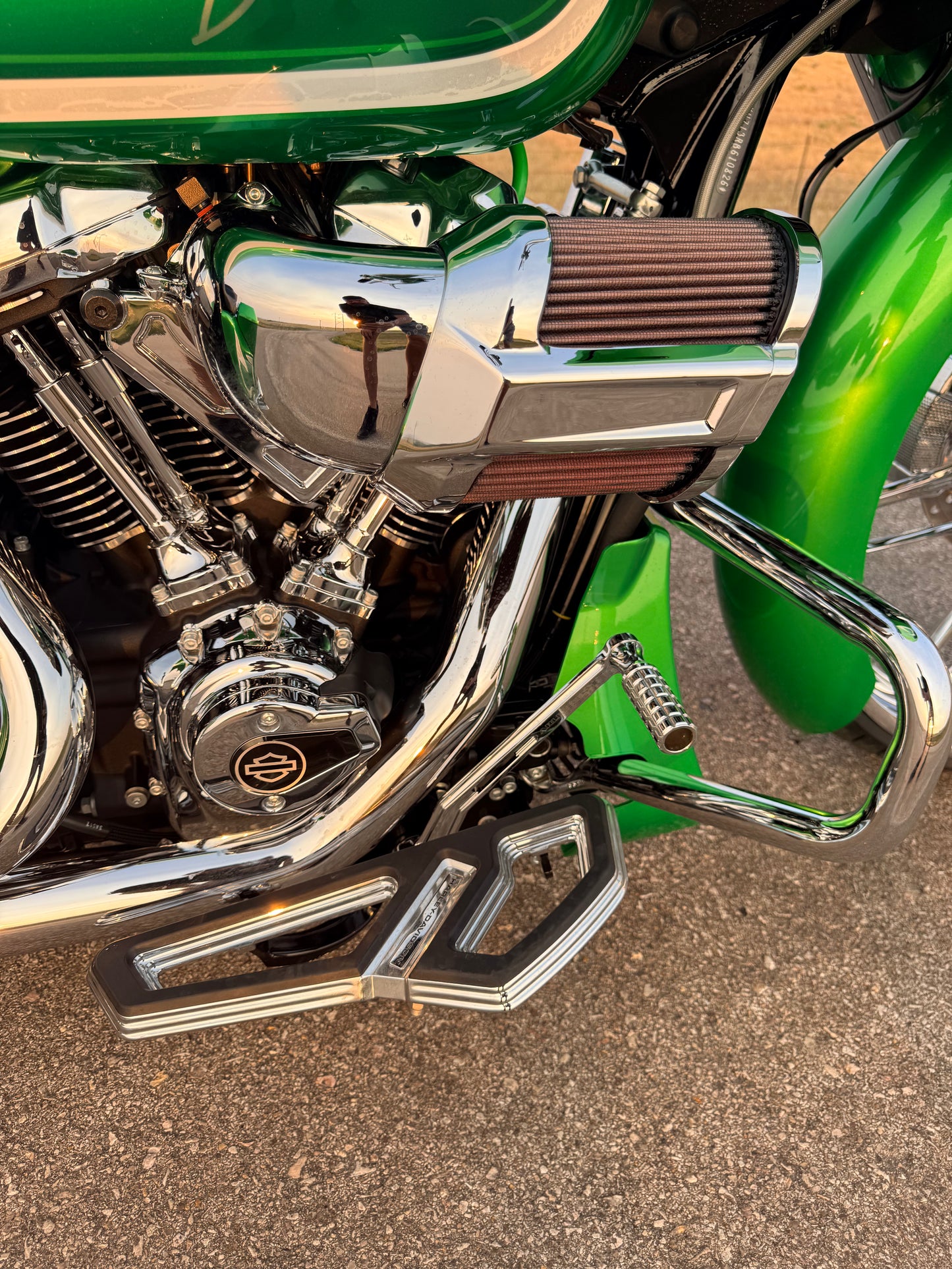 2024 Harley‑Davidson FLTRX “Candy Green 26” — Ultra‑Luxury Custom Road Glide