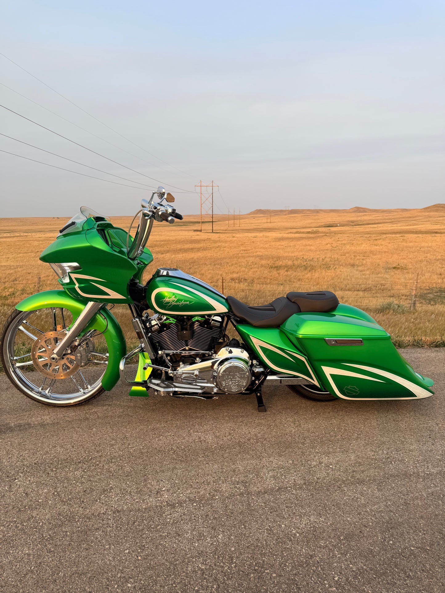 2024 Harley‑Davidson FLTRX “Candy Green 26” — Ultra‑Luxury Custom Road Glide