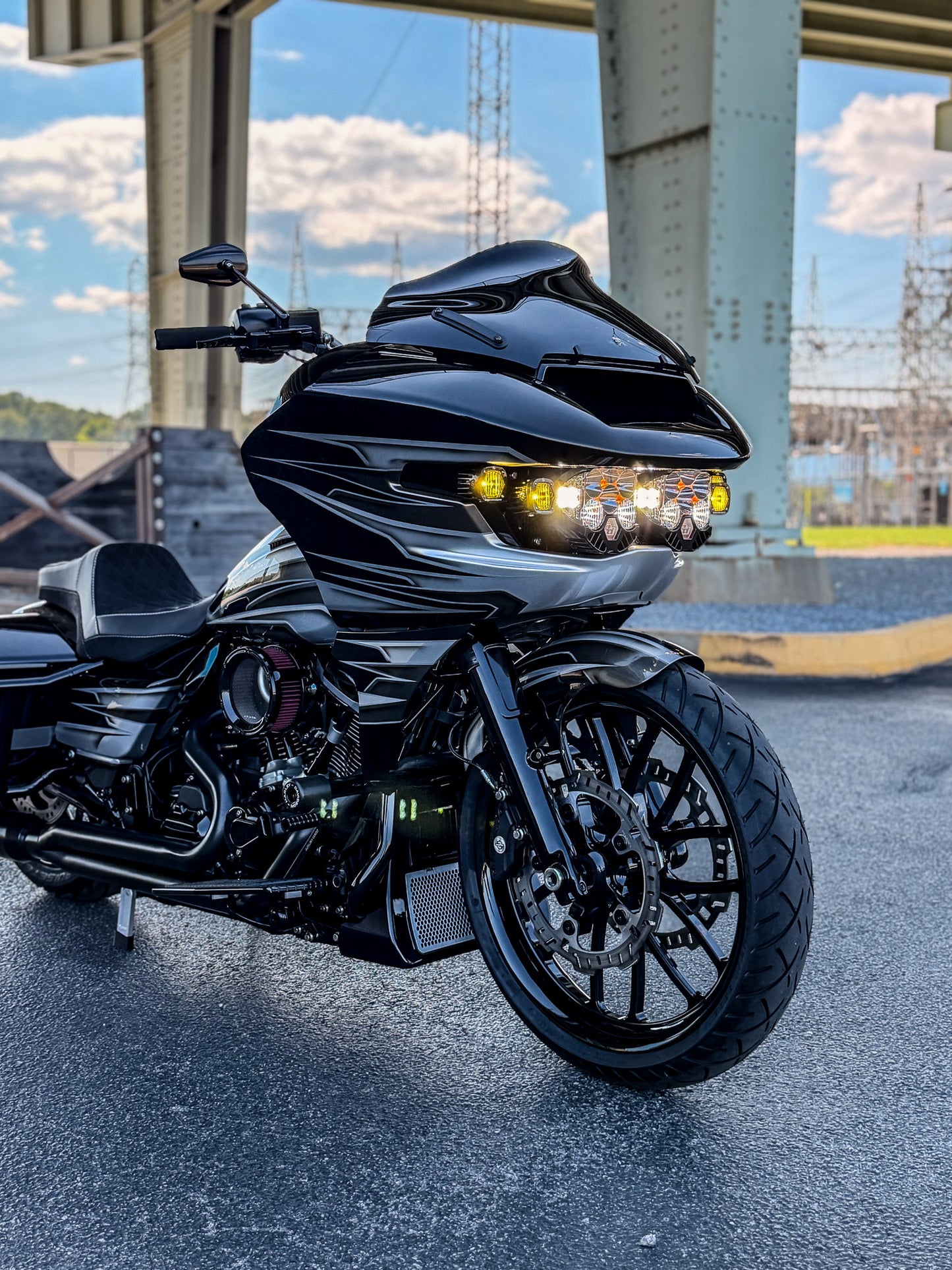 2025 Harley-Davidson FLTRX Nash Customs Hybrid