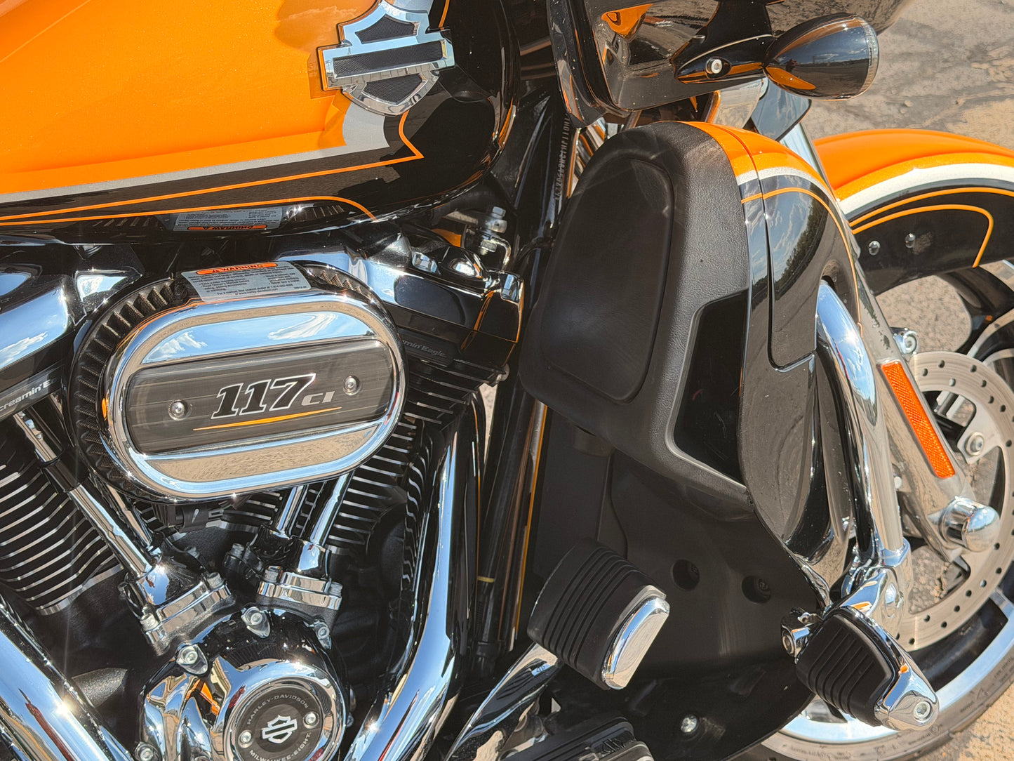 2022 Harley-Davidson CVO Road Glide Trade Special