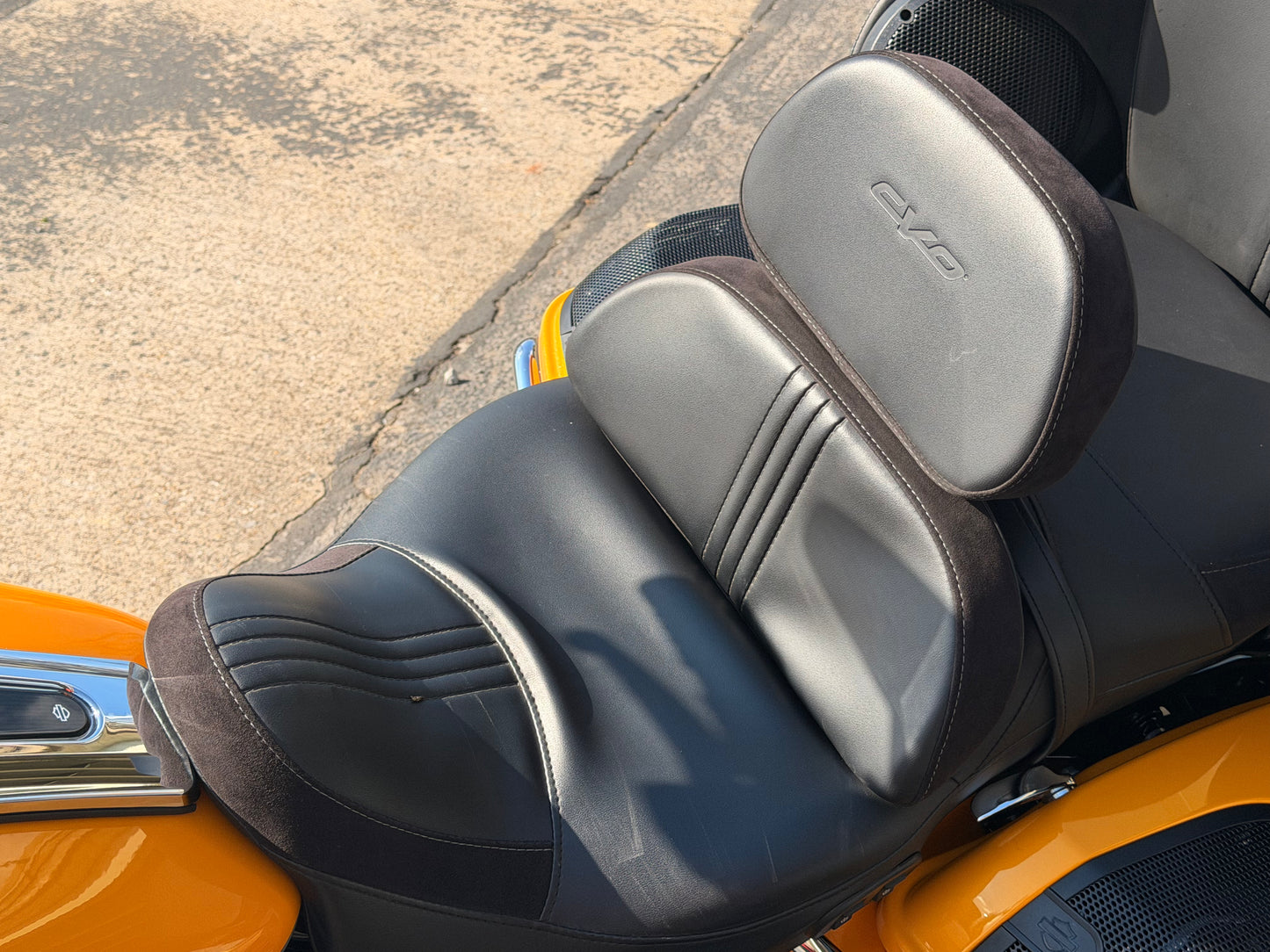 2022 Harley-Davidson CVO Road Glide Trade Special