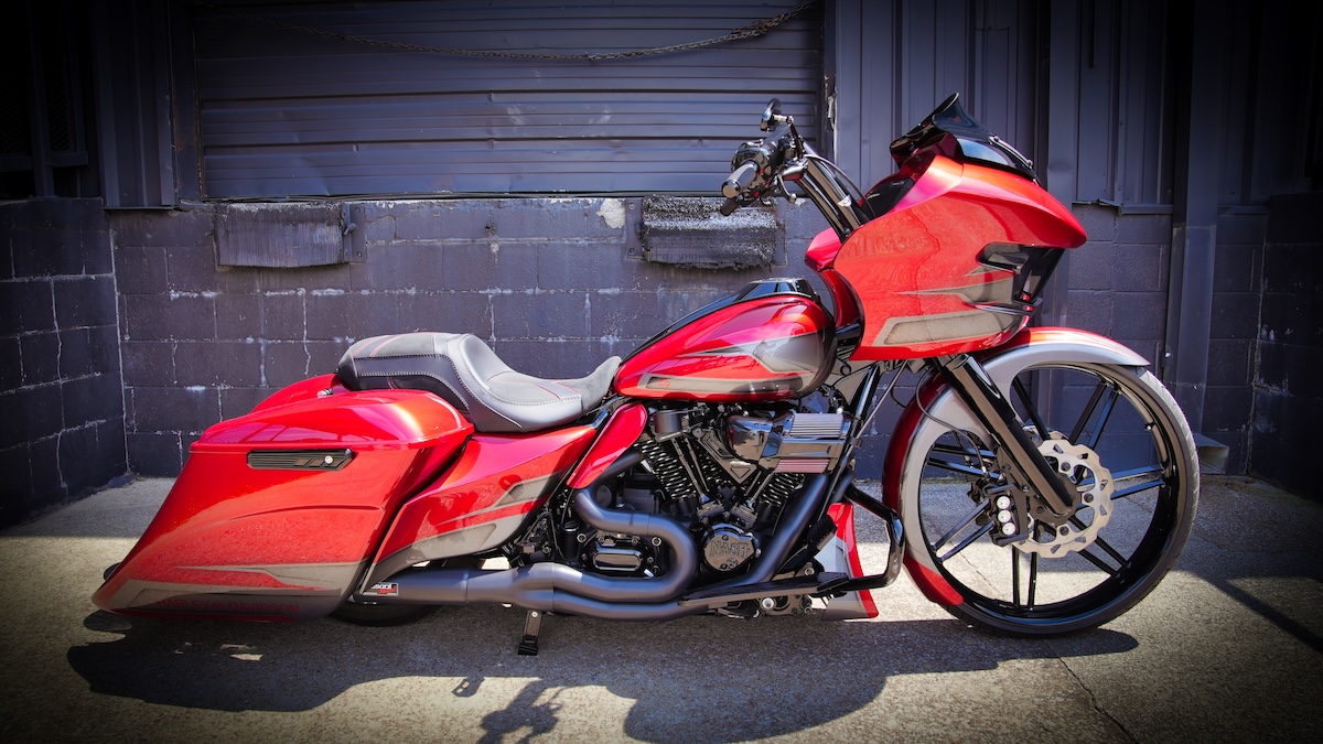 BIG WHEEL BAGGER MAROON-BLACK -CARBON