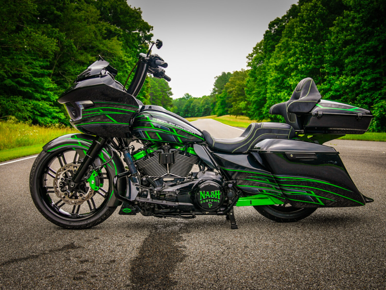 Nash Customs Black, Green & Carbon Roadglide