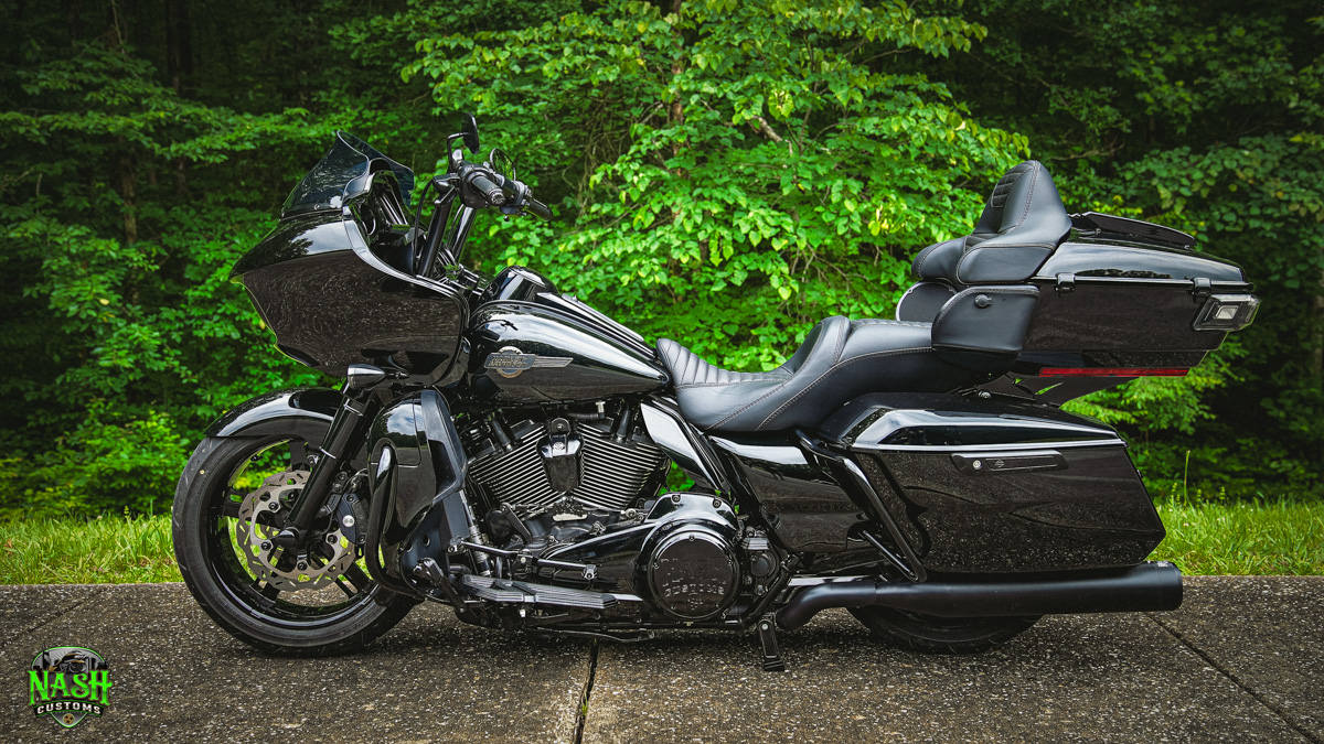2024 Black UltraGlide