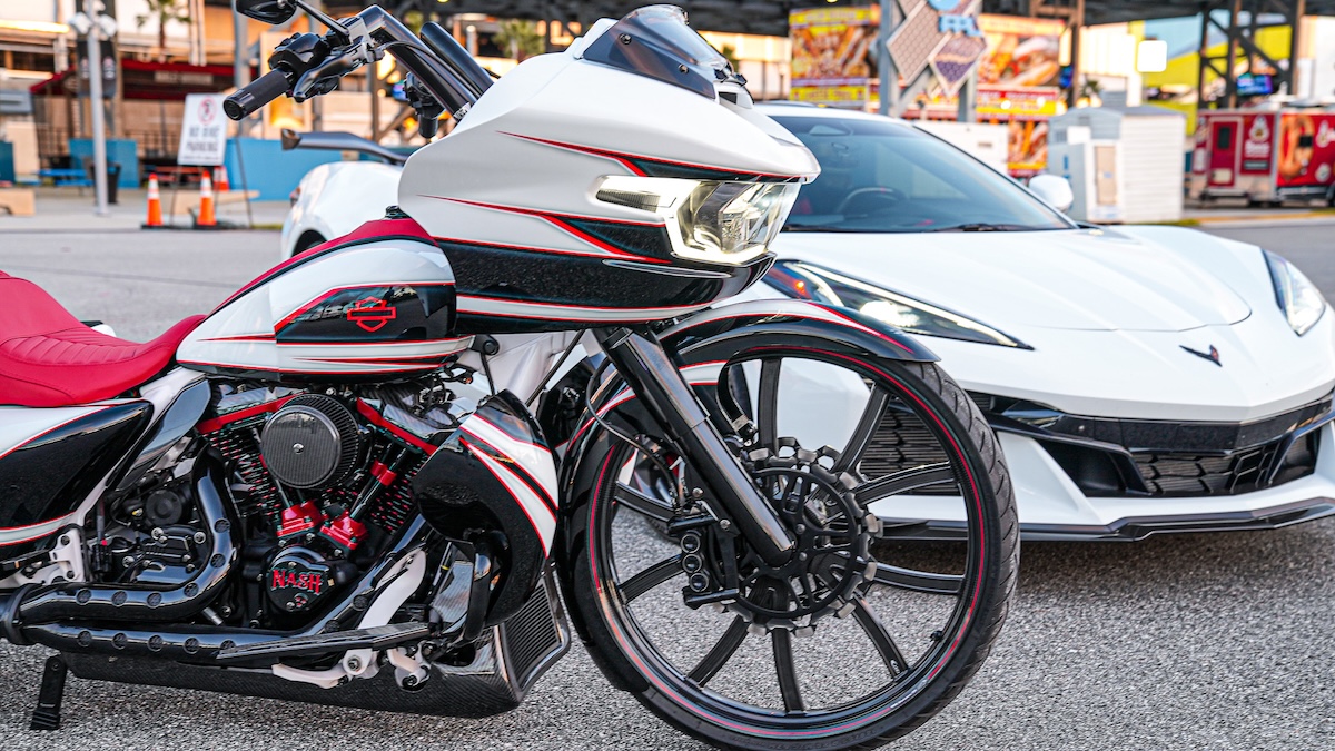 Nash Customs Customer Corvette Road GlideDSC03440