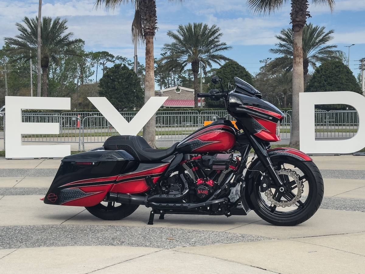 2024 Red and Black Street Glide12